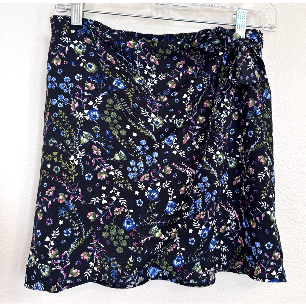 DR2 Floral Skort Faux Wrap Tie Waist Women’s Size S Pull On Mini Skirt Shorts